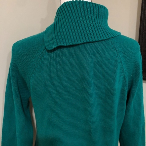 *CHARTER CLUB* Petite Teal x Gold Embellished Top Size SP - Picture 5 of 6